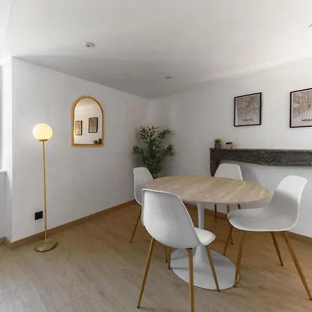 L'horloge - Triplex Design En Centre Апартаменты *